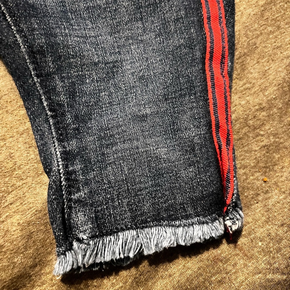Jack Denim - Picture 6 of 6
